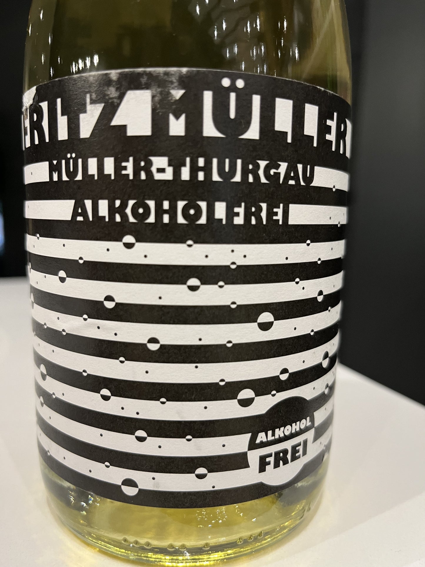 Fritz Müller 'Secco' - Non-alcoholic Wine