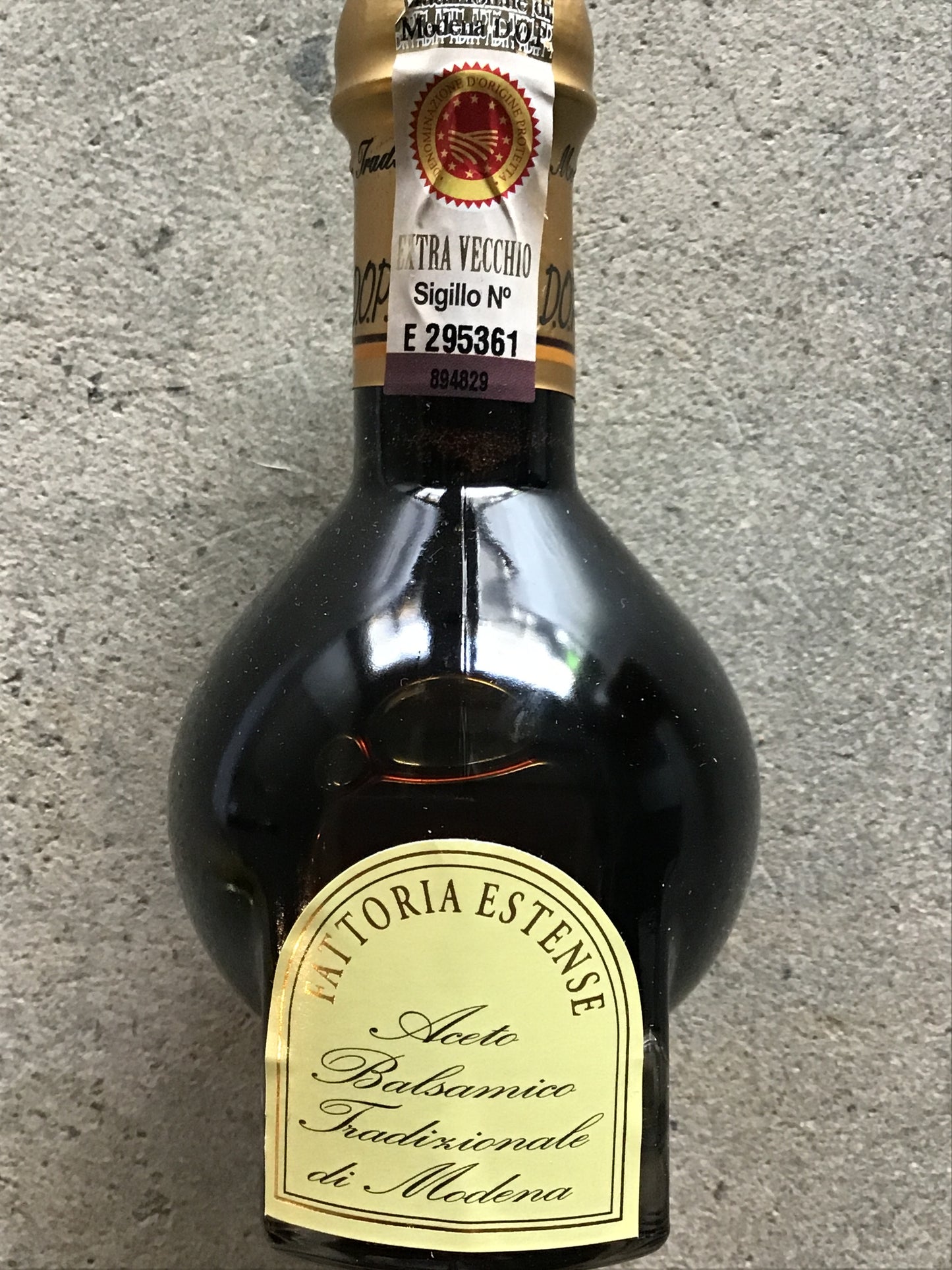 Balsamic Vinegar of Modena Extravecchio Gold Seal - Over 75 Years Old