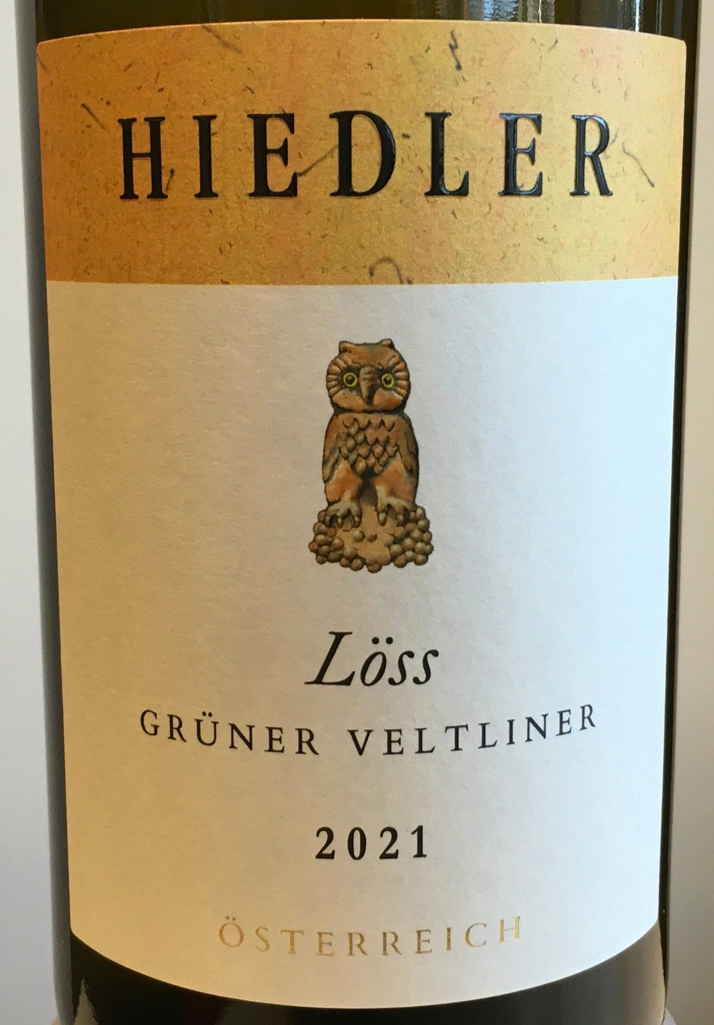 Hiedler \'Loess\' The Veltliner Feed Gruner – Wine 